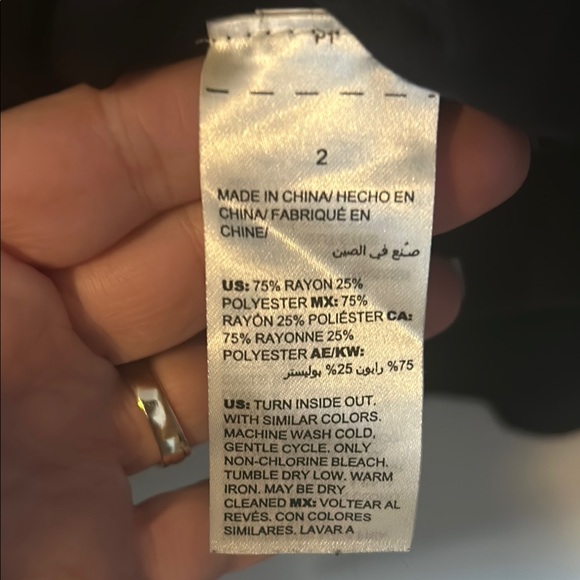 Chico’s Black Crew Neck Long Sleeve Sweater. - Picture 4 of 5